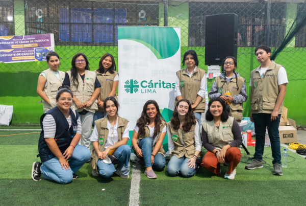 Pucp y Cáritas Lima